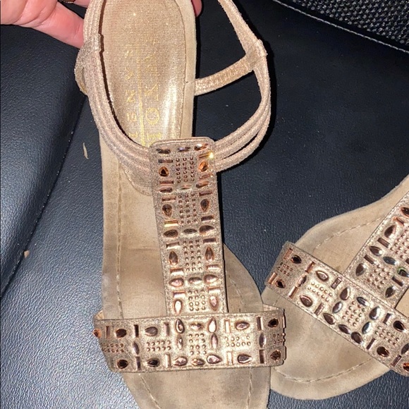 Shoes - Picture 3 of 5